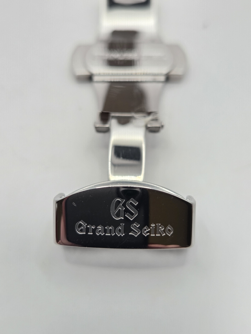 New Custom 39mm Seiko Mod Automatic GMT Watch - Picture 9 of 10